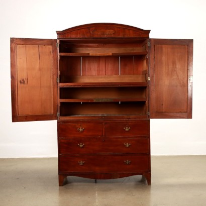 Commode avec ascenseur anglais