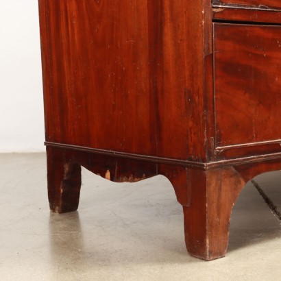 Commode avec ascenseur anglais