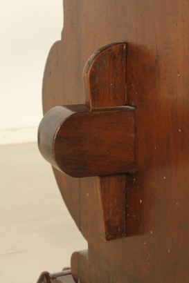 'Fratino' Table - detail