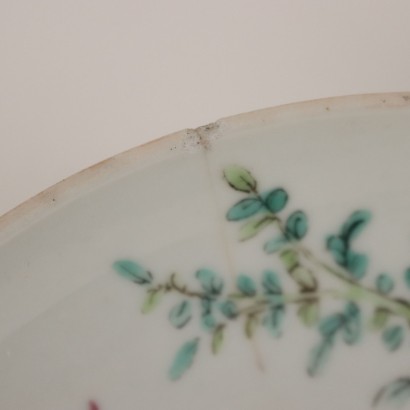 Soucoupe en porcelaine