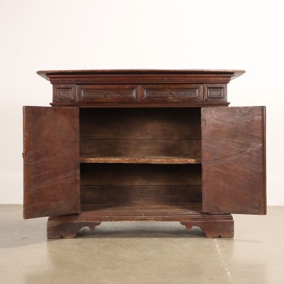 Credenza