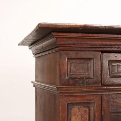 Credenza