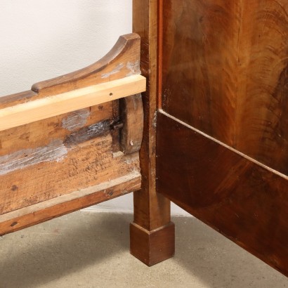 Lit Queen Size Restauration
