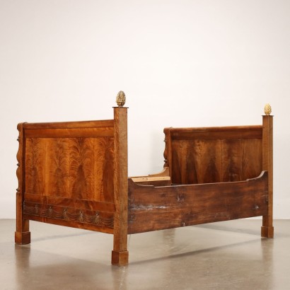 Lit Queen Size Restauration