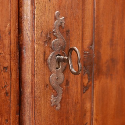 Petite armoire piémontaise