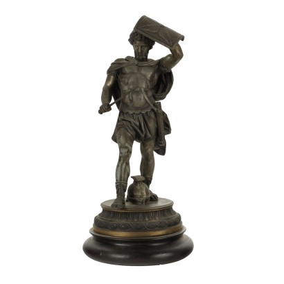 Ancient Sculpture of a Soldier '900 Patinated Metal Round Base Wood