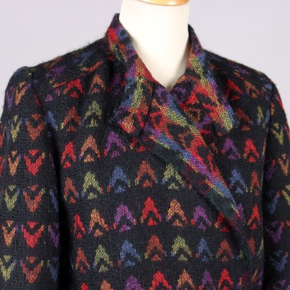 Bata vintage con abrigo multicolor