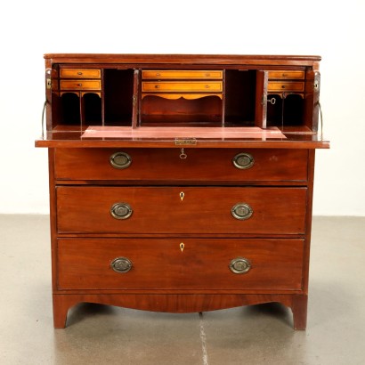 Neoclassical chest of drawers, Neoclassical chest of drawers Early Victoria