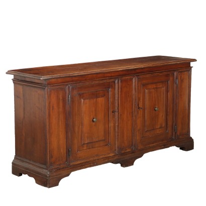 Credenza Costruita con Materiale Antico