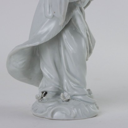 Figura in Porcellana Bianca di Rudolstad