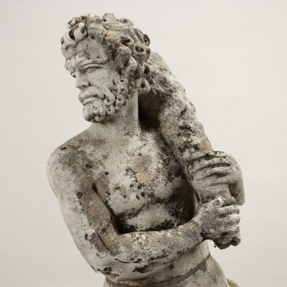 Statue de jardin représentant Hercule
