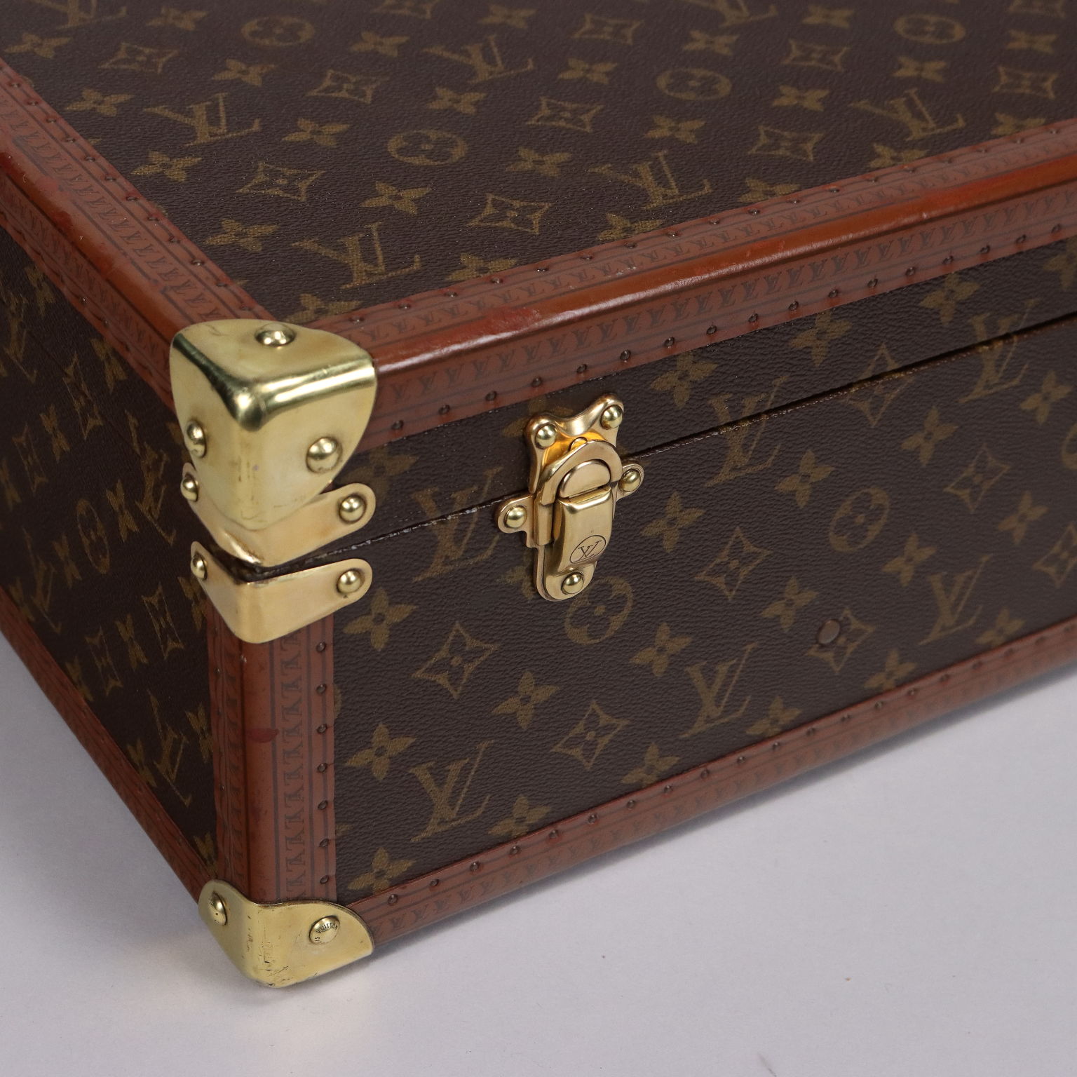 Louis vuitton cheap svizzera costa meno