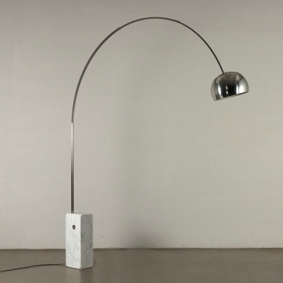 Lampada 'Arco' di Achi,Fratelli Castiglioni,Fratelli Castiglioni,Fratelli Castiglioni,Fratelli Castiglioni,Fratelli Castiglioni,Fratelli Castiglioni