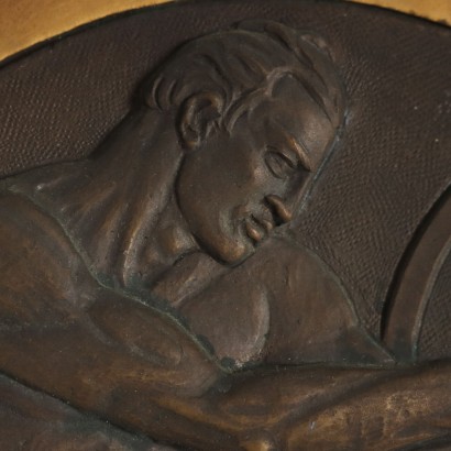 Bas-relief en bronze avec la figure de A, Bas-relief avec la figure d'un archer, plaque du XXe siècle avec la figure de Bassori