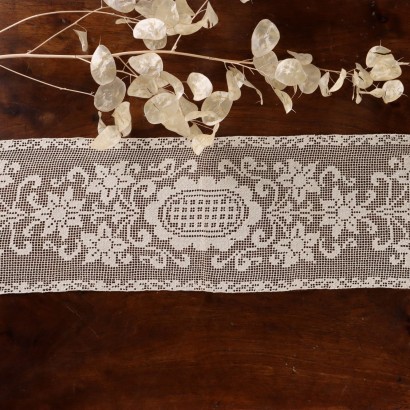 Antique Doily Cotton's Filet Italy XX Century