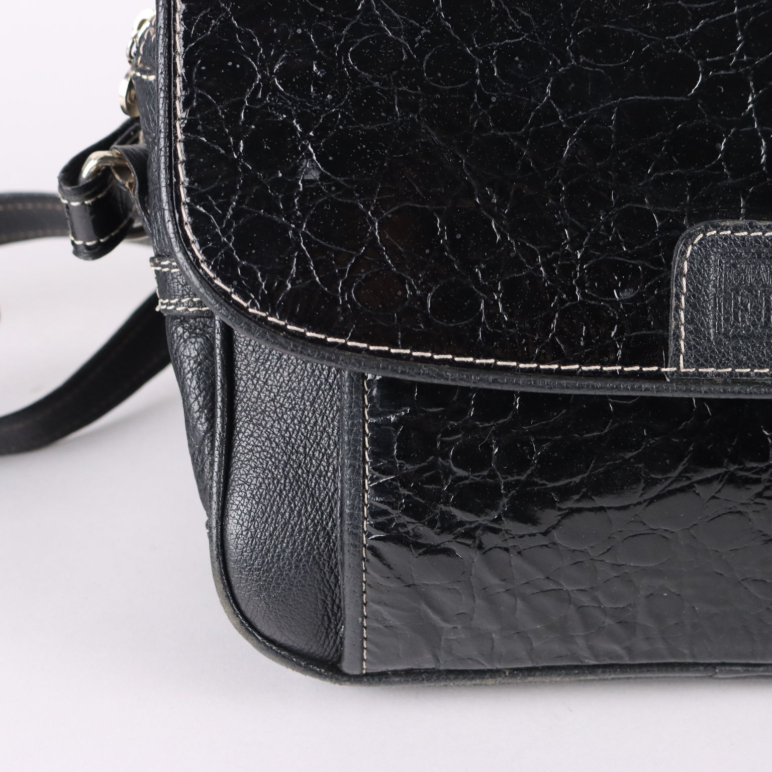Vintage Bag G. Ferré Black Crocodile Printed Leather Italy