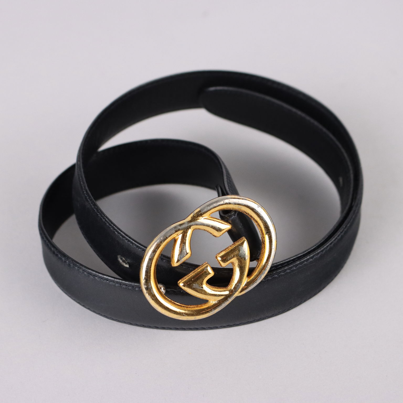Cintura Gucci Vintage in Pelle Blu con Fibbia Italia Anni 70