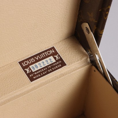 Louis Vuitton Bisten 60 suitcase