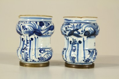 ntiquariato loza de boticario, cerámica, albarelli, siglo XVIII, uñas Manufactory, savona