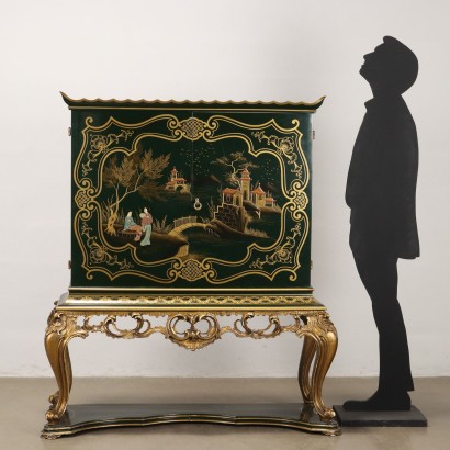 LACQUERED CONSOLE, Chinoiserie Style Bar Cabinet