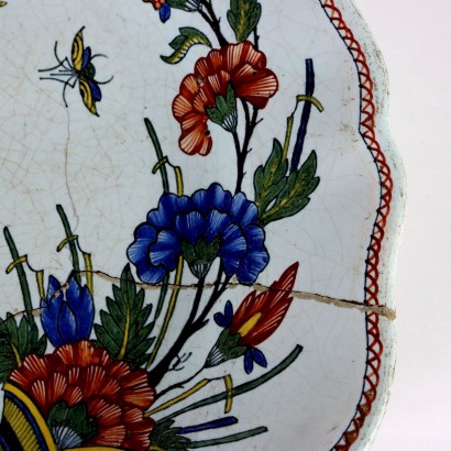 Piatto in Maiolica Rouen