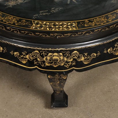 Pair of Orien Lacquered Round Coffee Tables