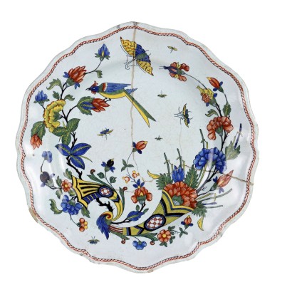 Piatto in Maiolica Rouen