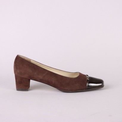 Ferragamo Vintage Suede Pumps