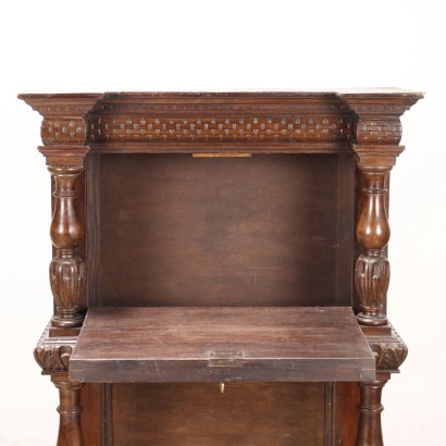 Cabinet in Neo-Renaissance style