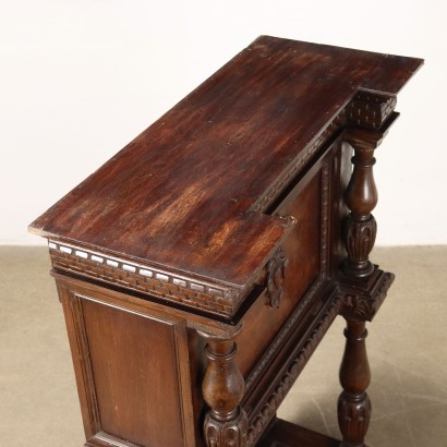 Cabinet de style Néo-Renaissance