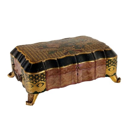 Chinoiserie Lacquered Wooden Box