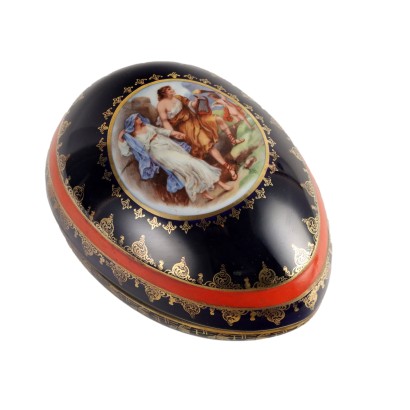 Antiker Eiförmiger Schachtel aus Porzellan Europa des XX Jhs