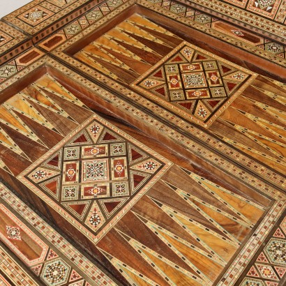Game table