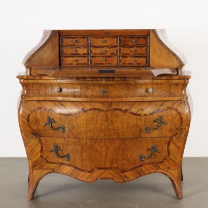 STYLE FLOOR TABLE,Urn Floor Table