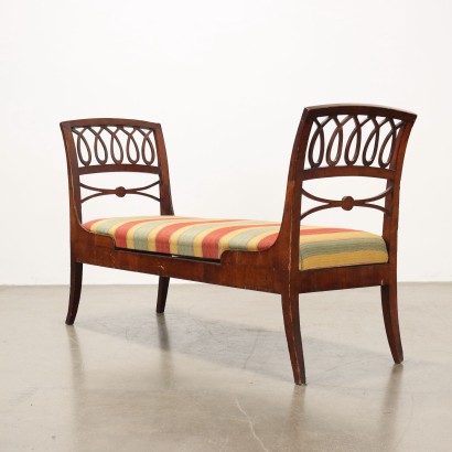 SOFA aus dem 19. Jahrhundert