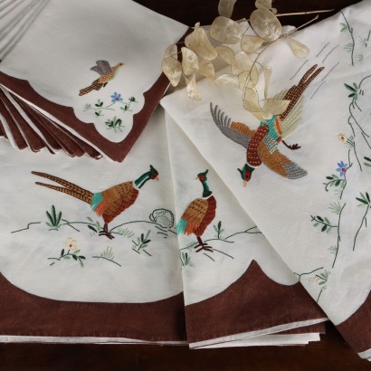 Complete tablecloth with 12 napkins