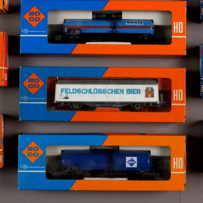 Antigüedades modernas, diseño moderno, objetos, objetos de antigüedades modernas, objetos de antigüedades modernas, objetos italianos, objetos vintage, objetos de los años 60, objetos de diseño de los años 60, tren Roco HO, grupo de 20 vagones Roco HO