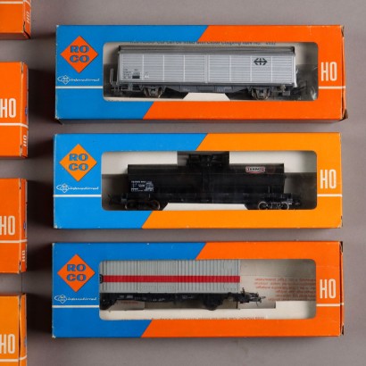 Antigüedades modernas, diseño moderno, objetos, objetos de antigüedades modernas, objetos de antigüedades modernas, objetos italianos, objetos vintage, objetos de los años 60, objetos de diseño de los años 60, tren Roco HO, grupo de 20 vagones Roco HO