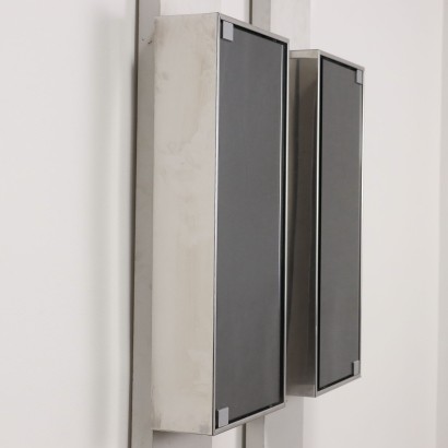 Dos gabinetes de baño vintage