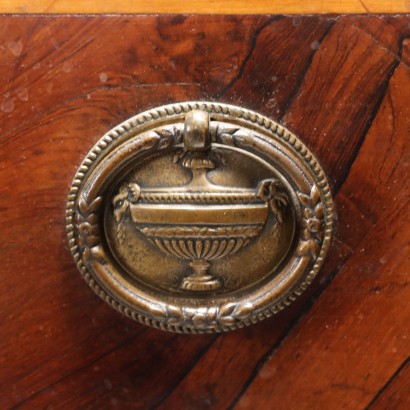 Neoklassizistische lombardische Kommode, verschiedene Essenzen, 18. Jahrhundert_1279955 Paar Kommoden, Paar Kommoden aus dem späten 18. Jahrhundert, Paar neoklassizistische lombardische Kommoden