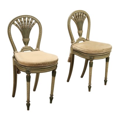 Coppia di Sedie in Stile Neoclassico