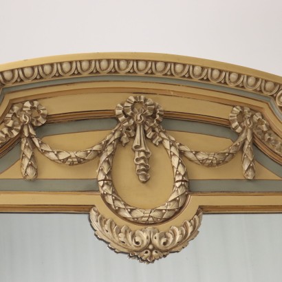 Dresser with mirror in style