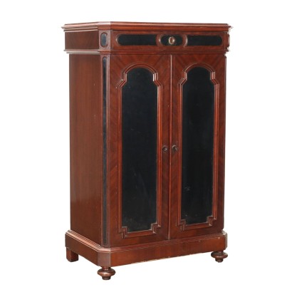 Umbertino Weekly in Mahogany