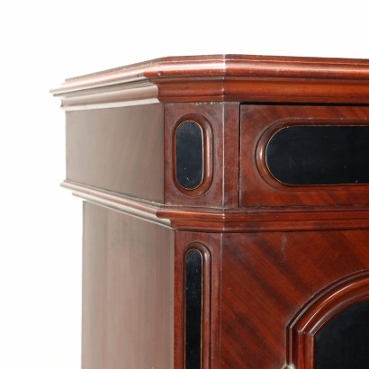 Weekly, Weekly Umbertino in Mahogany