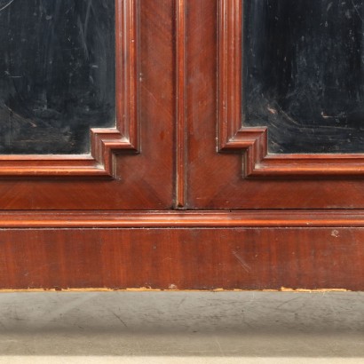Weekly, Weekly Umbertino in Mahogany
