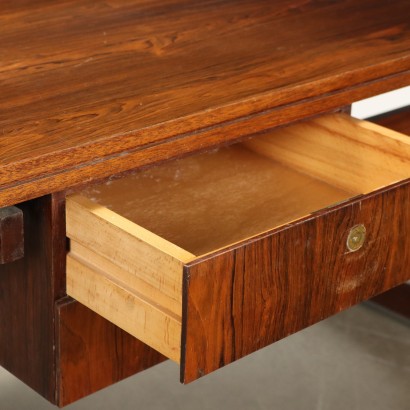 Bureau à tiroirs des années 60