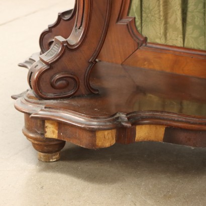 Umbertine console
