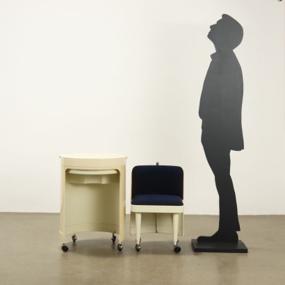 'Metamorphic' dressing table p
