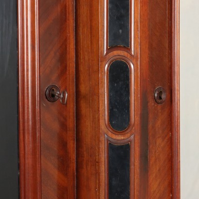 Dreitüriger Umbertino-Kleiderschrank