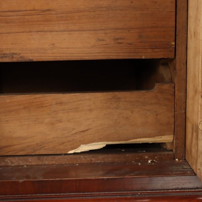 Dreitüriger Umbertino-Kleiderschrank